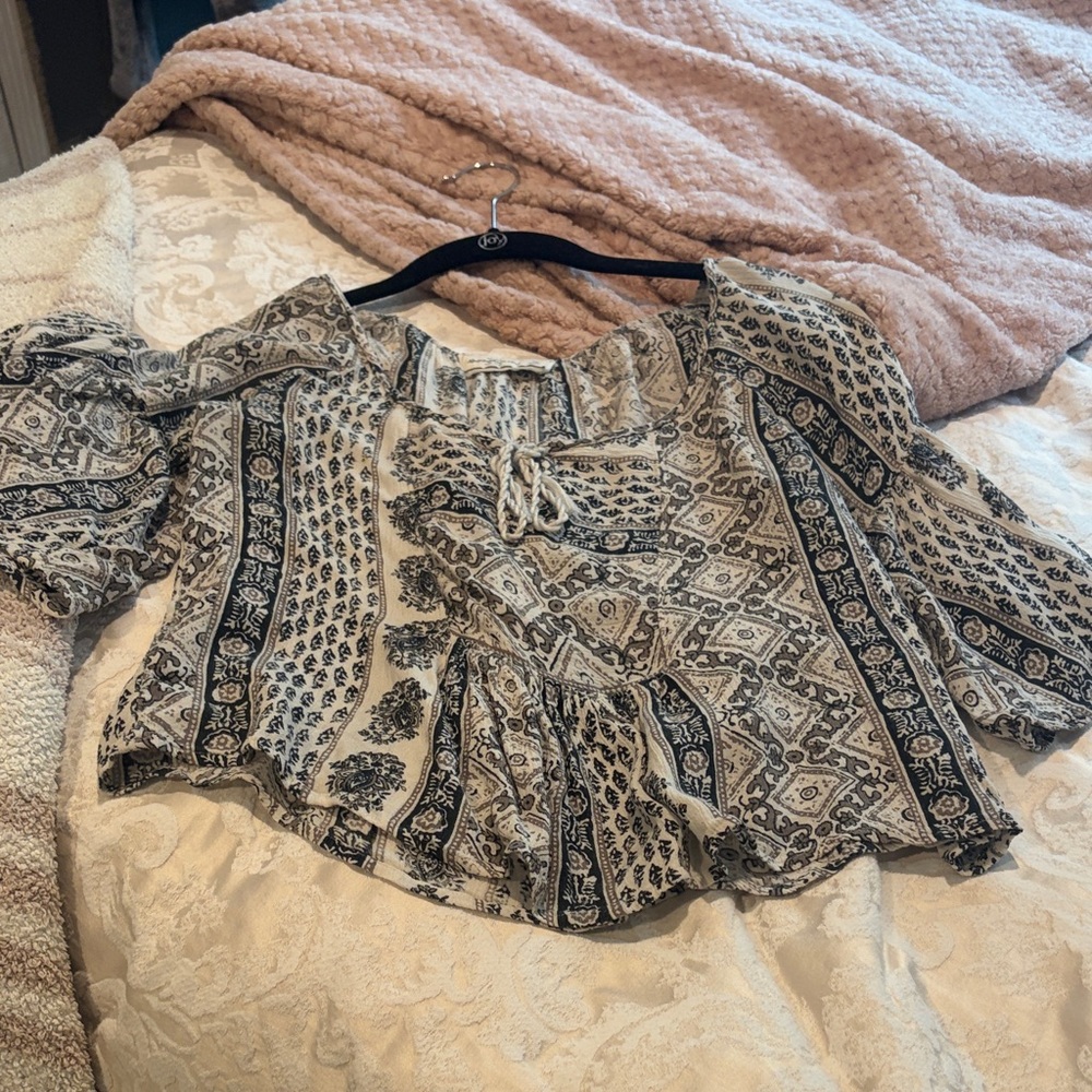 Abercrombie & Fitch Cream and Black Boho Peasant Blouse
